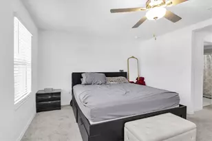 8299 Crescent Oaks Dr, New Port Richey, FL 34655 - Photo 17