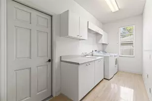 1003 Berkshire Ln, Tarpon Springs, FL 34688 - Photo 17