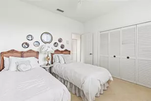 1003 Berkshire Ln, Tarpon Springs, FL 34688 - Photo 25