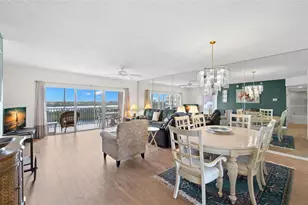 6475 Shoreline Dr, Saint Petersburg, FL 33708 - Photo 15