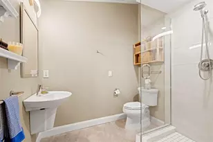 7201 15th Ct NE, Saint Petersburg, FL 33702 - Photo 31