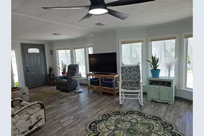 121 Dolphin Drive S, Oldsmar, FL 34677 - Photo 17