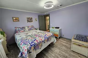 121 Dolphin Dr S, Oldsmar, FL 34677 - Photo 39