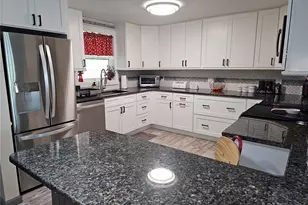 121 Dolphin Dr S, Oldsmar, FL 34677 - Photo 23