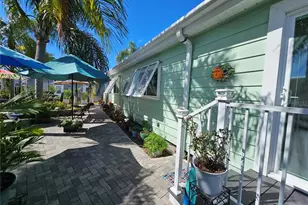 121 Dolphin Dr S, Oldsmar, FL 34677 - Photo 7