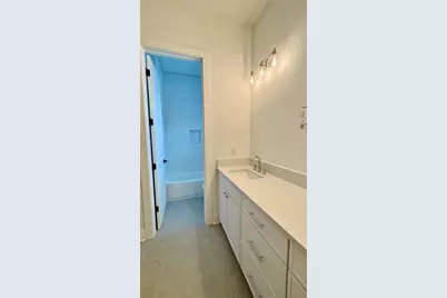 803 W Woodlawn Avenue, Tampa, FL 33603 - Photo 21