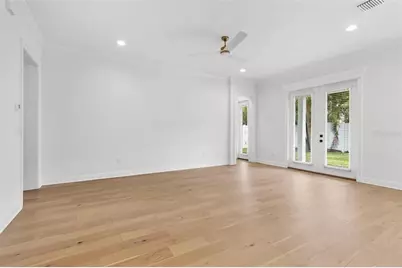 803 W Woodlawn Avenue, Tampa, FL 33603 - Photo 13