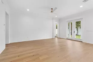 803 W Woodlawn Ave, Tampa, FL 33603 - Photo 13