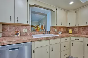 6589 Banyan Dr, Indian Lake Estates, FL 33855 - Photo 17