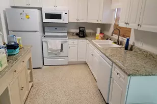 3919 Harrisburg St NE, Saint Petersburg, FL 33703 - Photo 3