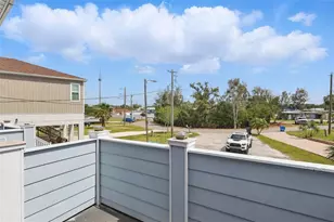 8940 Rocky Creek Dr, Tampa, FL 33615 - Photo 5