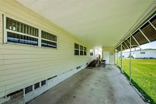 144 Melody Ln, Tarpon Springs, FL 34689 - Photo 15