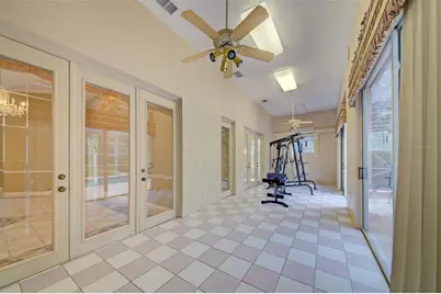 7333 Royal Oak Drive, Spring Hill, FL 34607 - Photo 11