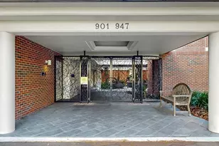 919 Seddon Cove Way, Tampa, FL 33602 - Photo 3