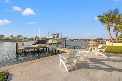 935 Eden Isle Drive NE, Saint Petersburg, FL 33704 - Photo 69
