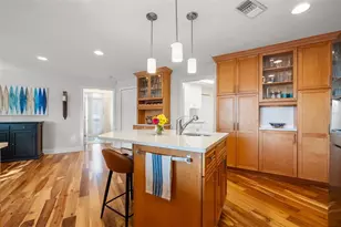 935 Eden Isle Dr NE, Saint Petersburg, FL 33704 - Photo 25