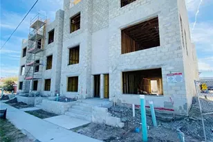 4723 W Price Ave, Tampa, FL 33611 - Photo 5