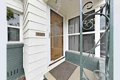 235 38th Street S, Saint Petersburg, FL 33711 - Photo 5