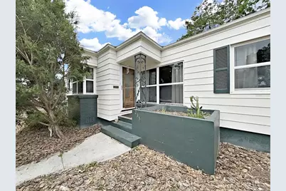 235 38th Street S, Saint Petersburg, FL 33711 - Photo 1