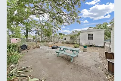 235 38th Street S, Saint Petersburg, FL 33711 - Photo 33