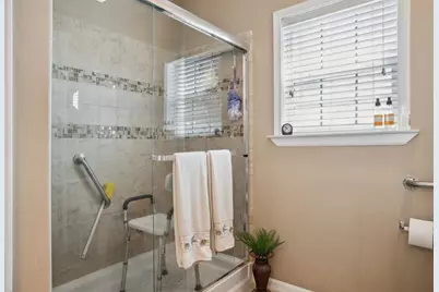 4851 W Gandy Boulevard #B09L23, Tampa, FL 33611 - Photo 17