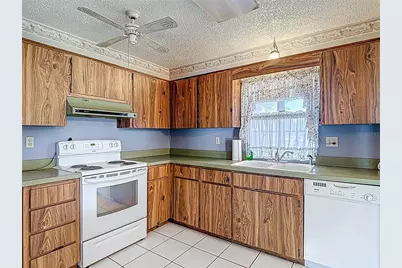 10819 Los Santos Drive, Port Richey, FL 34668 - Photo 13