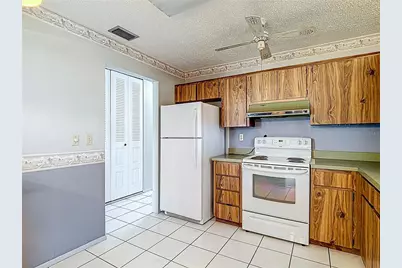 10819 Los Santos Drive, Port Richey, FL 34668 - Photo 11