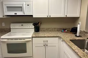 9609 Midiron Ct, New Port Richey, FL 34655 - Photo 7