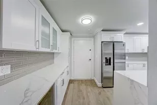 4141 Bayshore Blvd, Tampa, FL 33611 - Photo 7