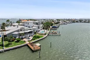 17382 Kennedy Dr, North Redington Beach, FL 33708 - Photo 5