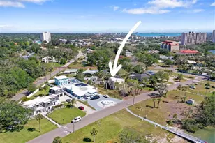 636 Sunset Dr S, Saint Petersburg, FL 33707 - Photo 23