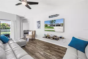 511 York Dale Dr, Ruskin, FL 33570 - Photo 3