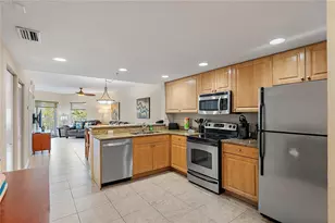 11605 Gulf Blvd, Treasure Island, FL 33706 - Photo 19