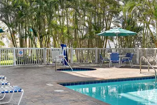 11605 Gulf Blvd, Treasure Island, FL 33706 - Photo 31