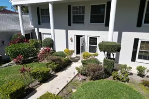 5348 Saddlebrook Way, Wesley Chapel, FL 33543 - Photo 3