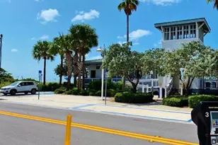 8050 Bayshore Dr, Treasure Island, FL 33706 - Photo 5