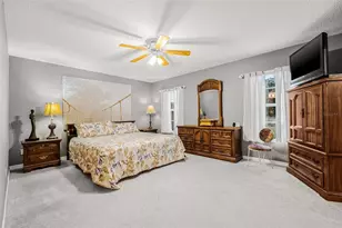 37434 Derbyshire Dr, Zephyrhills, FL 33542 - Photo 13