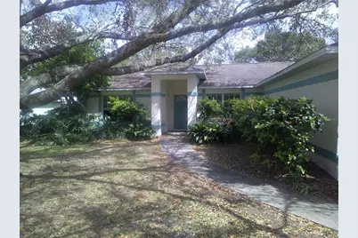 6434 Laurelwood Drive, Zephyrhills, FL 33542 - Photo 1