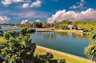 3889 Pompano Dr SE, Saint Petersburg, FL 33705 - Photo 35