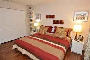 3889 Pompano Dr SE, Saint Petersburg, FL 33705 - Photo 29