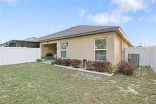 8975 Southern Charm Cir, Brooksville, FL 34613 - Photo 31