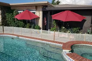 2172 Harbor View Dr, Dunedin, FL 34698 - Photo 3