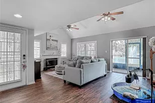 3611 Pine Knot Dr, Valrico, FL 33596 - Photo 15