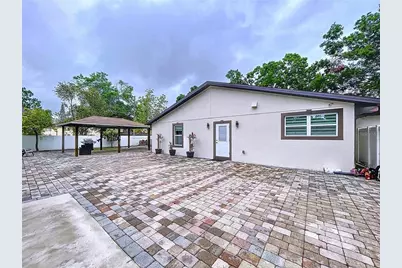 7609 Barry Road, Tampa, FL 33615 - Photo 95