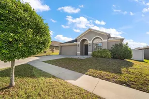 18314 Waydale Loop, Hudson, FL 34667 - Photo 3