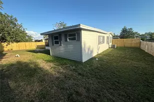 21042 Gladis Ave, Port Charlotte, FL 33952 - Photo 27