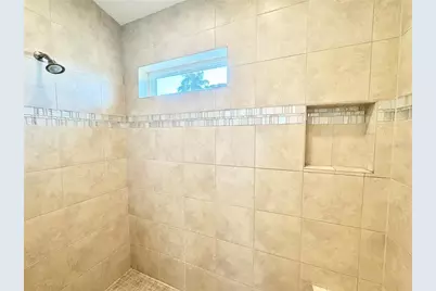 16204 3rd Street E, Redington Beach, FL 33708 - Photo 35