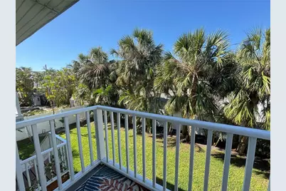 16204 3rd Street E, Redington Beach, FL 33708 - Photo 45