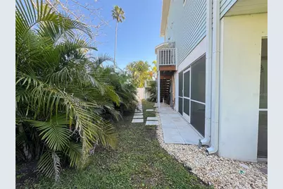 16204 3rd Street E, Redington Beach, FL 33708 - Photo 53