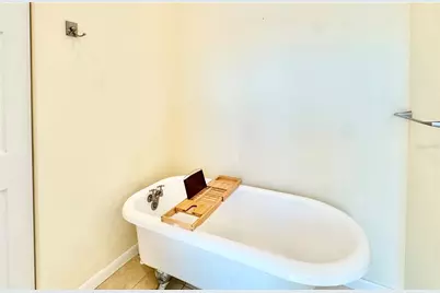 16204 3rd Street E, Redington Beach, FL 33708 - Photo 35